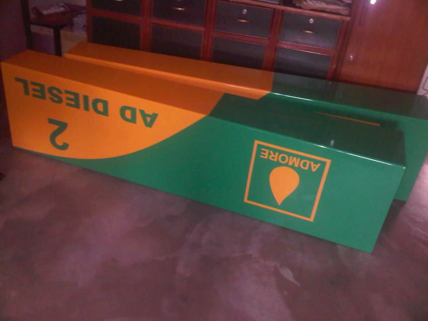 Signage & retail branding
