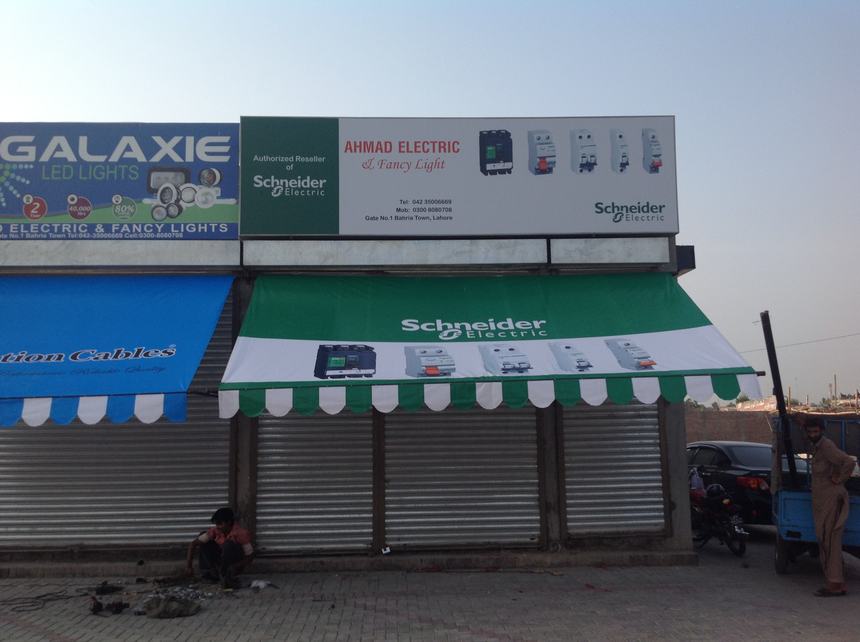 Signage & retail branding
